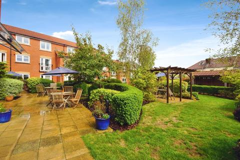 undefined, Maywood Crescent, BRISTOL, Avon, BS16