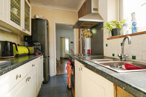 undefined, High Street, Gloucester, Gloucestershire, GL1