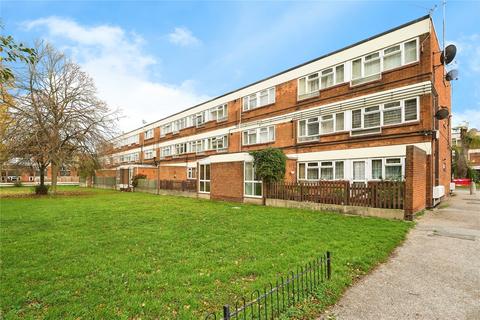 undefined, Columbia Close, GLOUCESTER, Gloucestershire, GL1