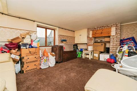 undefined, Falkner Street, Gloucester, Gloucestershire, GL1
