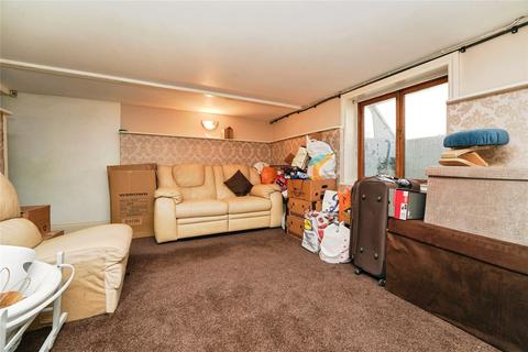 undefined, Falkner Street, Gloucester, Gloucestershire, GL1