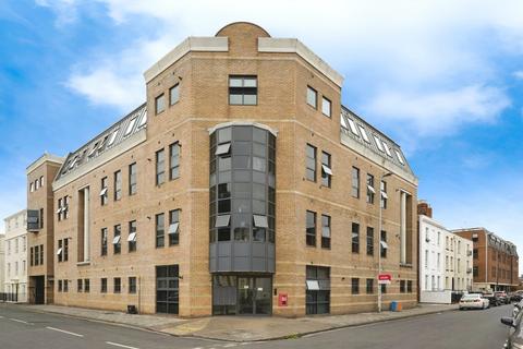 undefined, Park Road, Gloucester, Gloucestershire, GL1