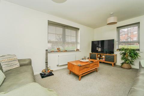 3 bedroom end of terrace house for sale, Cooke Way, Gloucestershire, GL15