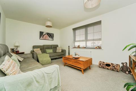 3 bedroom end of terrace house for sale, Cooke Way, Lydney, Gloucestershire, GL15