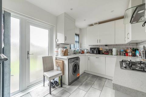 3 bedroom terraced house for sale, Crossway, Pinner, HA5