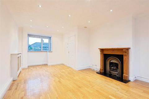 3 bedroom end of terrace house for sale, Oak Crescent, Biggleswade, Bedfordshire, SG18