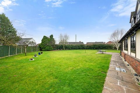 5 bedroom detached house for sale, Cadney Lane, Bettisfield.