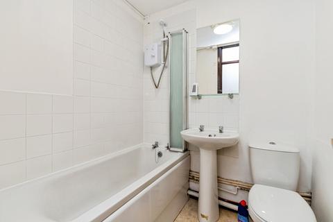 1 bedroom flat for sale, Rectory Court, High Street, Sandy, Bedfordshire, SG19