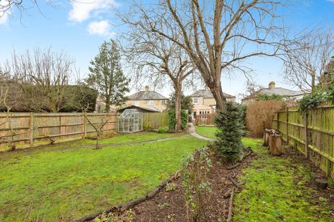 4 bedroom semi-detached house for sale, London Road, Biggleswade, Bedfordshire, SG18
