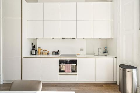 2 bedroom flat to rent, Pembridge Villas, Notting Hill, London, W11