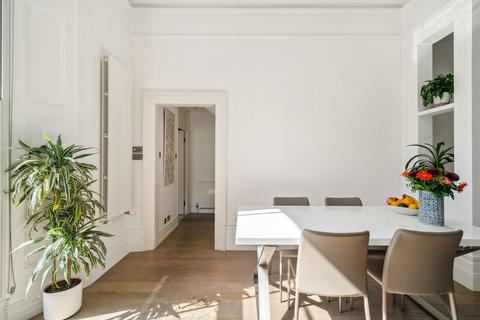 2 bedroom flat to rent, Pembridge Villas, Notting Hill, London, W11