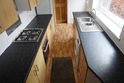 4 bedroom terraced house to rent, Pelham Street, Middlesbrough