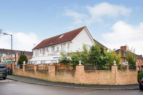 4 bedroom semi-detached house for sale, Bourne Road, Kingswood, Bristol, BS15