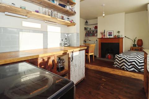 3 bedroom terraced house for sale, Northend Avenue, Bristol, BS15