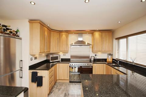 3 bedroom bungalow for sale, Fir Tree Lane, Bristol, Somerset, BS5