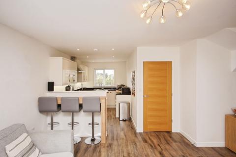2 bedroom terraced house for sale, Hillview Close, Kingswood, Bristol, Gloucestershire, BS15