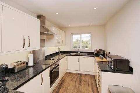 2 bedroom terraced house for sale, Hillview Close, Kingswood, Bristol, Gloucestershire, BS15
