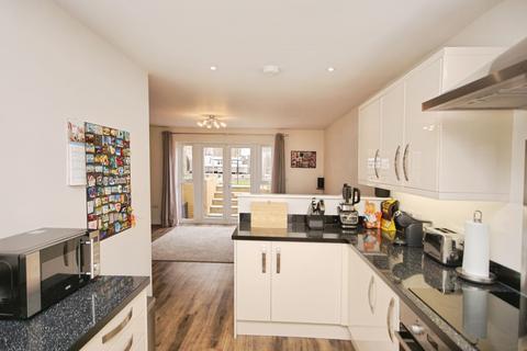 2 bedroom terraced house for sale, Hillview Close, Kingswood, Bristol, Gloucestershire, BS15
