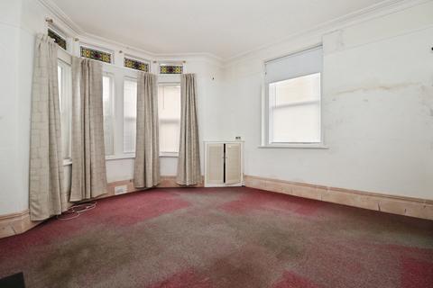 4 bedroom end of terrace house for sale, South Road, Kingswood, Bristol, Gloucestershire, BS15