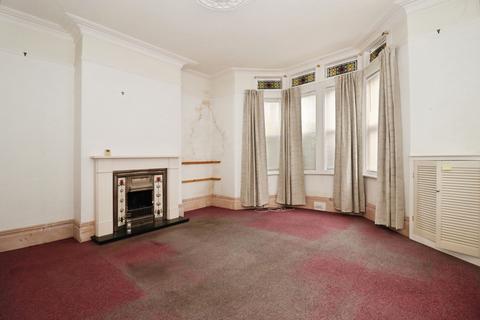 4 bedroom end of terrace house for sale, South Road, Kingswood, Bristol, Gloucestershire, BS15