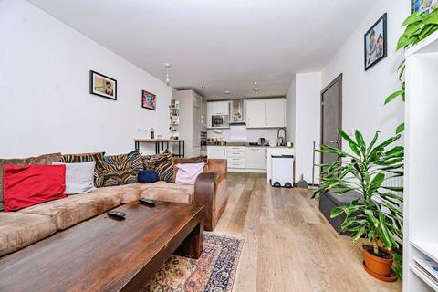 undefined, Frances Drive, Dunstable, Bedfordshire, LU6