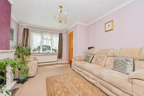 undefined, Thornhill Close, Houghton Regis, Dunstable, Bedfordshire, LU5