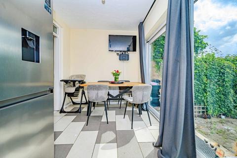 undefined, Chiltern Road, Dunstable, Bedfordshire, LU6