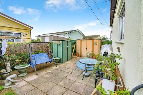 undefined, Little Meadow, Woodside Home Park, Woodside, Luton, LU1