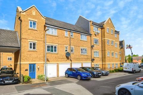 undefined, Russett Way, Dunstable, Bedfordshire, LU5
