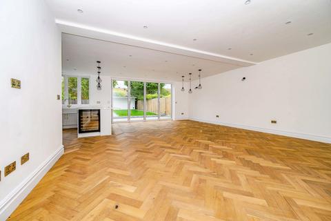 undefined, Totternhoe Road, Dunstable, Bedfordshire, LU6