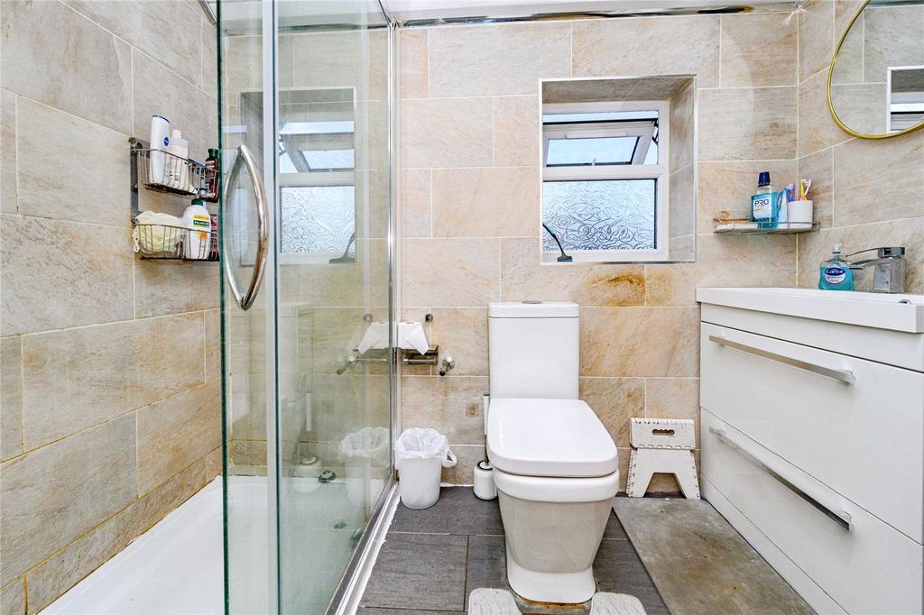 Shower-Room