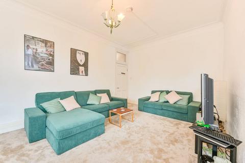 4 bedroom flat for sale, Torrington Place, Bloomsbury, London, WC1E