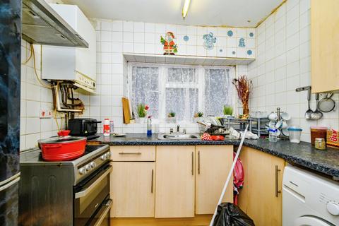 undefined, Hillborough Road, Luton, Bedfordshire, LU1