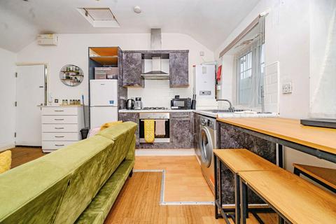 undefined, Ashton Road, Luton, LU1