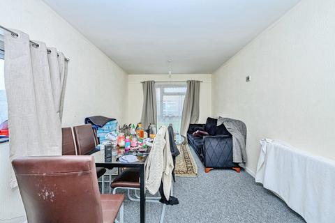 1 bedroom flat for sale, Selbourne Road, LUTON, Bedfordshire, LU4