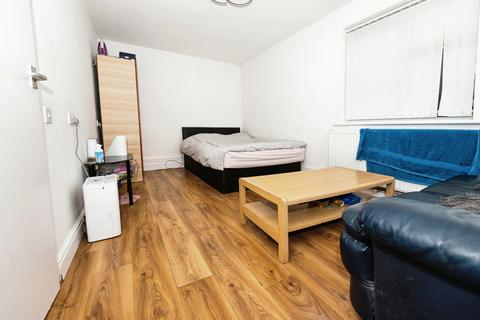 undefined, Inkerman Street, Luton, Bedfordshire, LU1