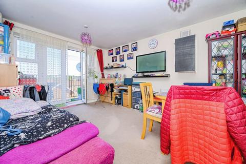 undefined, Holly Street, Luton, Bedfordshire, LU1
