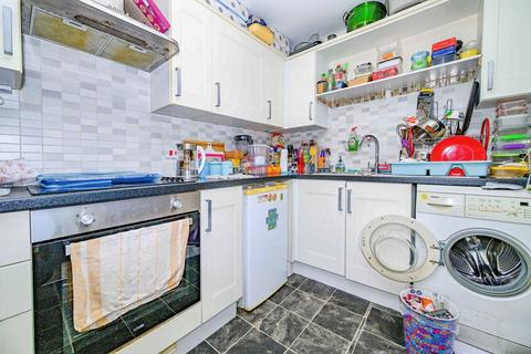 undefined, Holly Street, Luton, Bedfordshire, LU1
