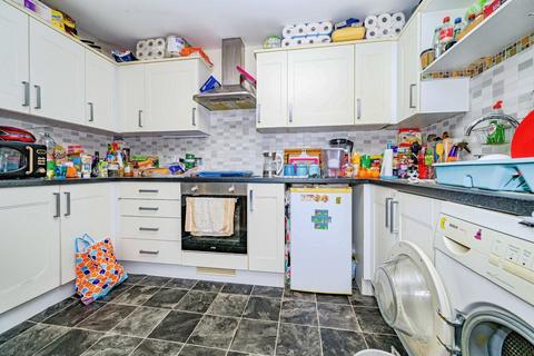 undefined, Holly Street, Luton, Bedfordshire, LU1
