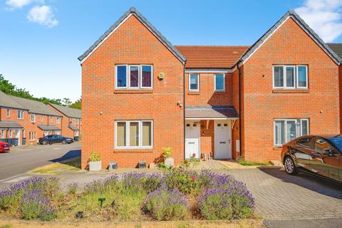 Guardian Way, LUTON, Bedfordshire, LU1