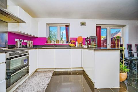 undefined, Guardian Way, LUTON, Bedfordshire, LU1