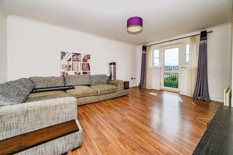 2 bedroom flat for sale, Dunstable Road, Luton, Bedfordshire, LU4