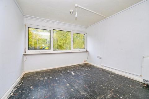 undefined, Harrowden Road, Luton, Bedfordshire, LU2