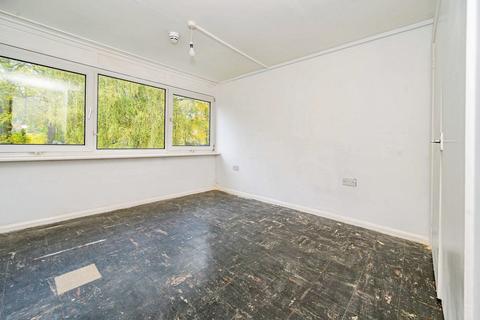 undefined, Harrowden Road, Luton, Bedfordshire, LU2