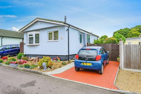 undefined, Collins Wood, Residential Park, Caddington, Luton, LU1