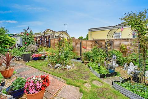 undefined, Collins Wood, Residential Park, Caddington, Luton, LU1