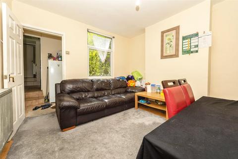 undefined, Hillside Road, Luton, Bedfordshire, LU3