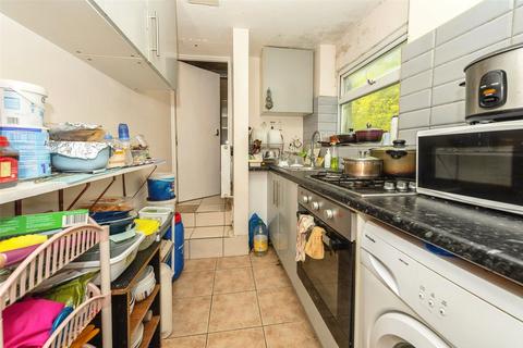 undefined, Hillside Road, Luton, Bedfordshire, LU3