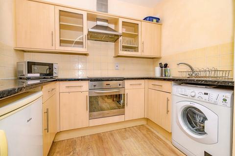 undefined, Guildford Street, Luton, Bedfordshire, LU1