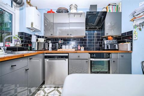 undefined, Harcourt Street, Luton, Bedfordshire, LU1